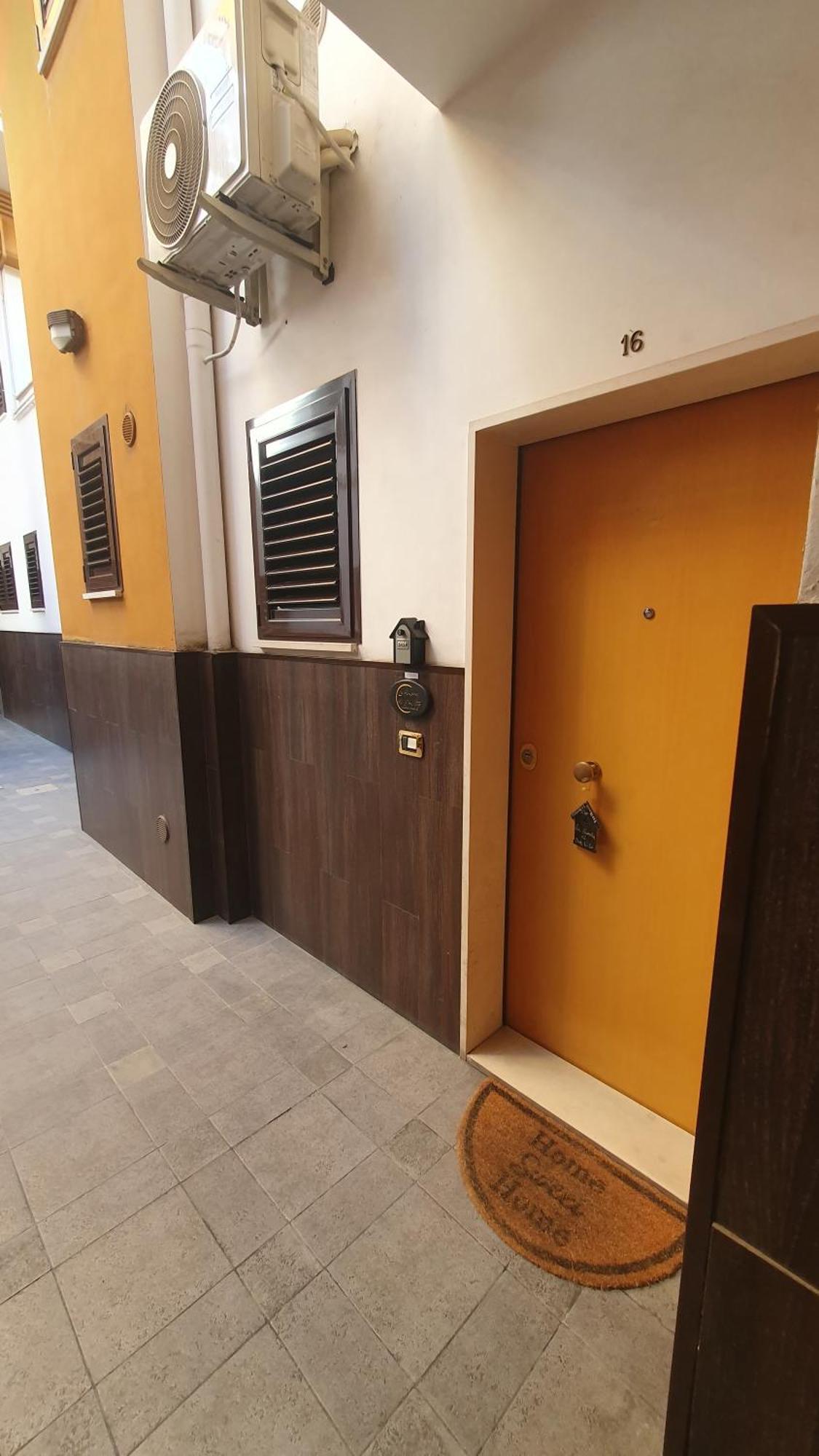 La Dimora Di Don Vito - Appartamento Confortevole Барі Екстер'єр фото